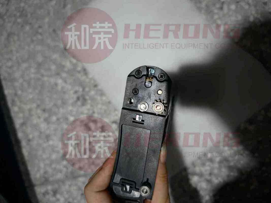 New High Quality ATM Cash Dispensing E-Ring Locking Fastener 4×9×0.6 Fits Hyosung CDU Clamp Carriage